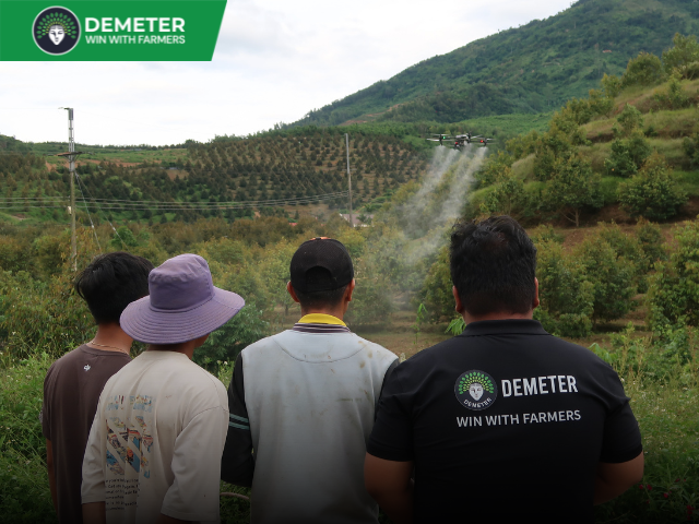 https://demeter.vn/storage/Services/Drone services/Xây dựng đội phun dịch vụ - sub1.png